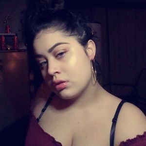 Meet your Posher, Makayla